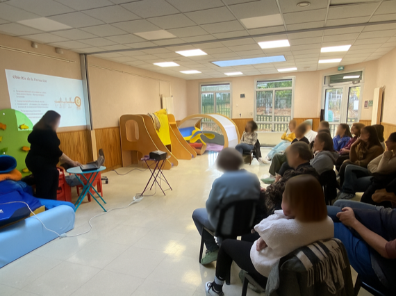Les professionnels des crèches pierre jacoby en pleine journée pédagogique